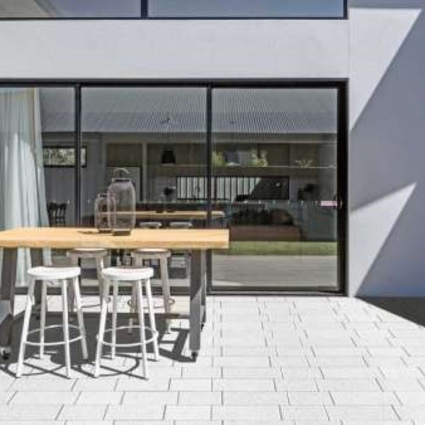 Frühwald Finessa térkő kombi