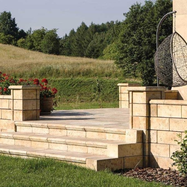 Semmelrock Bradstone Travero lépcsőelem